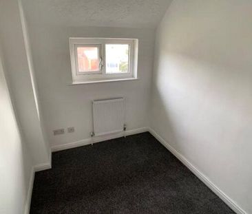 3 bedroom property to rent Croyland Road, Walton, Peterborough, PE4 - Photo 5