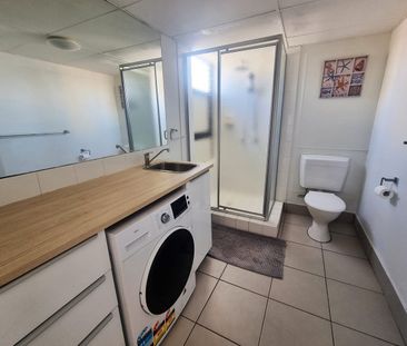 STUDIO APARTMENT- SURFERS PARADISE - Photo 5