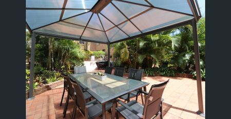 Live the Broadwater Lifestyle - Available Before Christmas! - Photo 3