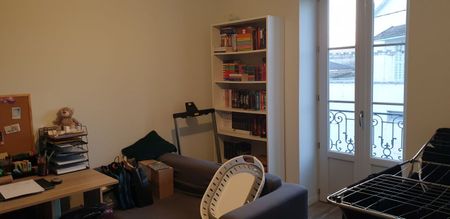 Location Appartement 4 pièces 73m² PONT DE VAUX 01190 - Photo 2