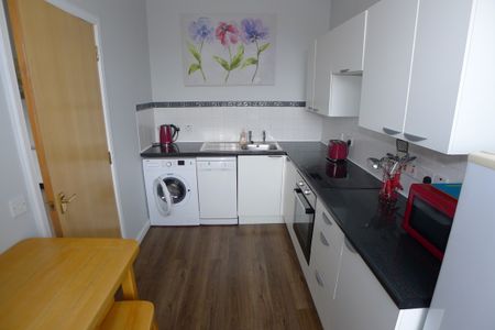 Property to let in Dundee - Photo 5