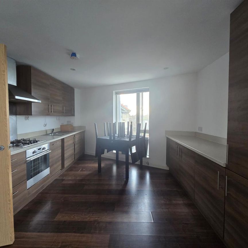 Cambridge Crescent, London E2 - Photo 1