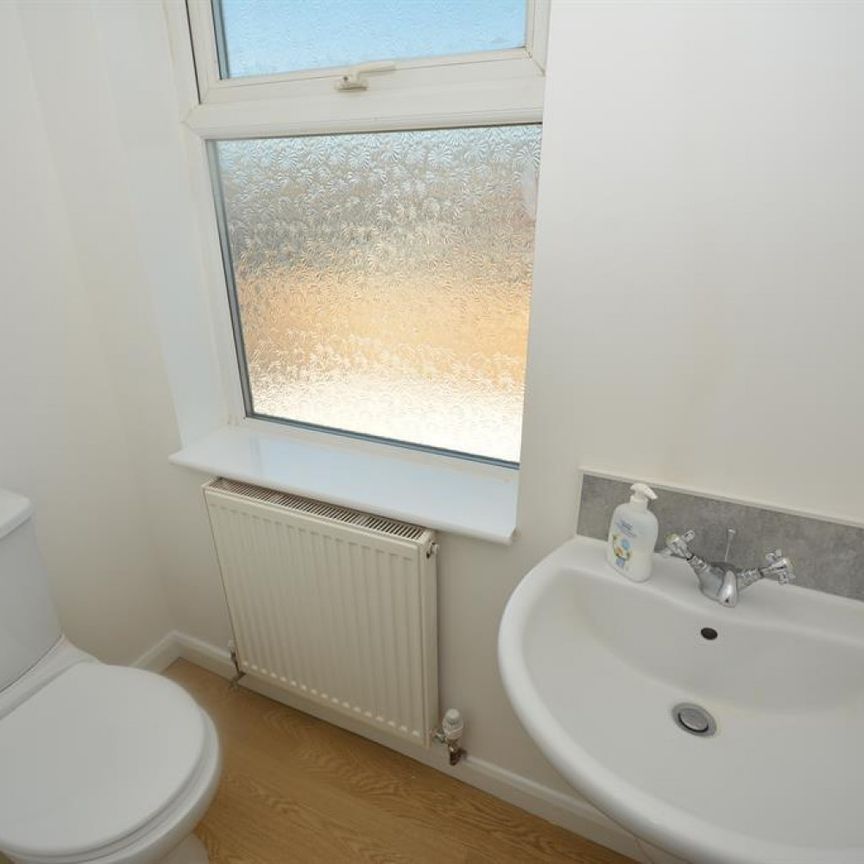 2 bedroom House To Let - Photo 1