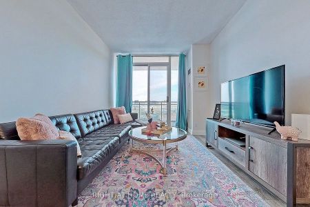 For Lease - 350 Red Maple Road Unit# 817, Richmond Hill, Ontario - Photo 4