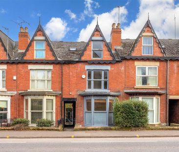 4 bedroom terraced house to rent - Photo 1