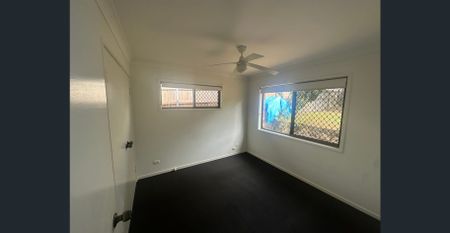 Charming Three-Bedroom Home in Sought-After Morningside - Photo 5