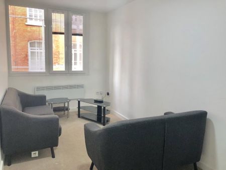 1 Bed Flat, Hounds Gate House, NG1 - Photo 3