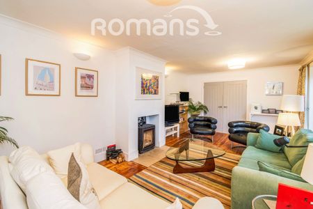 4 bedroom semi detached to rent - Photo 2