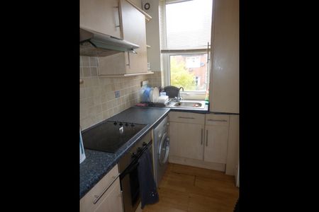 Room in a Shared House, Norman Row, LS5 - Photo 5