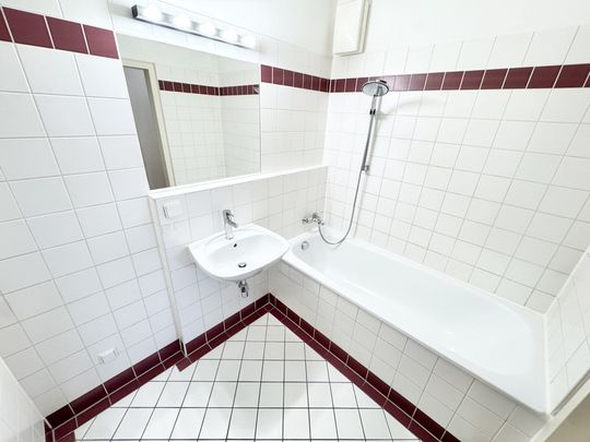 BALKONTRAUM | OPTIMAL AUFGEZEILTE, HELLE 3 ZIMMER | TOPLAGE IN U-BAHN NÄHE - Foto 1