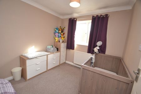 3 bed Semi-Detached House for Rent - Photo 5