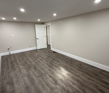 2342 E Wellington Road - Photo 2