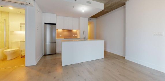 1 Bedroom - 2320 Rue Tupper, Montréal - Photo 2