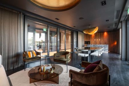 One Saint Stephens - Photo 5