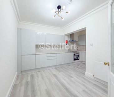 4 bedroom terraced house to rent - Photo 1