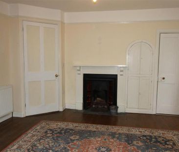 3 bedroom detached house to rent - Photo 2