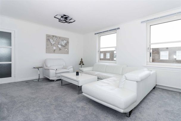 West Parade, Worthing - Photo 1