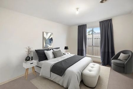 Wyndham Vale - Photo 2