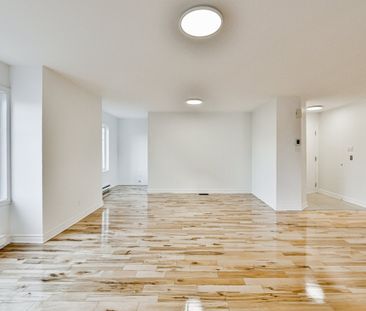 1758 Ch. St-Charles, app.202, J6W 3R3, Terrebonne - Photo 1