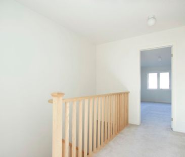 For Lease - 1 Queen Alexandra Lane, Clarington, Ontario - Photo 3