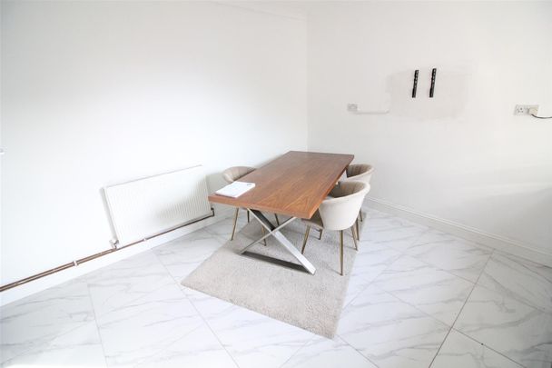 Lower Boston Road, London - Photo 1