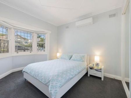 10 Lockyer Street, Merewether NSW 2291 - Photo 3