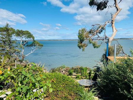 Waterfront, Fully furnished 1 Bedroom unit- Utilities included - Photo 5