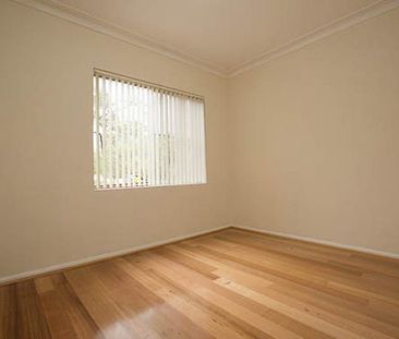 Conveniently Located 2-Bedroom Apartment Near All Amenities - Photo 2