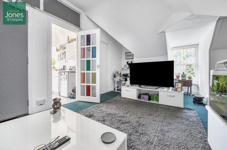 Studio to rent - Photo 3