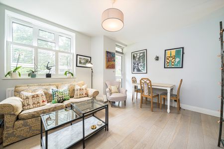 Vauxhall Street, Kennington, SE11, London - Photo 2