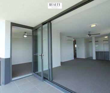 Location, Location, Location – Waterfront Unit near Hospital Precinct - Photo 1