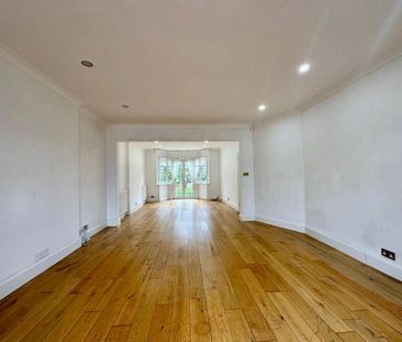 5 bedroom detached house to rent - Photo 3