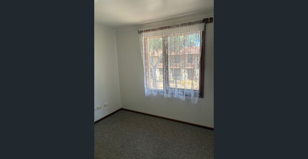 Para Hills West Townhouse for Lease – $490 per Week - Photo 1