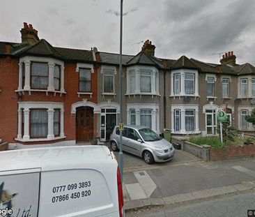Room in a Shared House, Cobham Road, IG3 - Photo 1