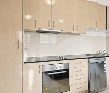 Modern Apartment in the Heart of Dandenong!!! - Photo 5