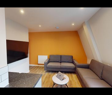 Room in a Shared Flat, Fitzhardinge House, BS1 - Photo 1