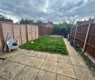 Coltsfoot Crescent, Bury St Edmunds, IP32 - Photo 3