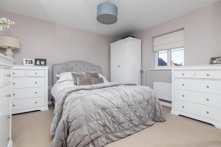 3 bedroom detached house to rent - Photo 5