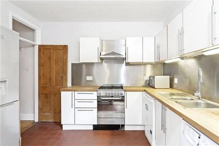 2 bedroom maisonette to rent - Photo 2