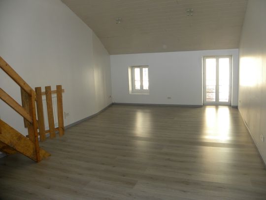 Location Appartement 4 pièces 100m² VILLENEUVE SUR LOT 47300 - Photo 1