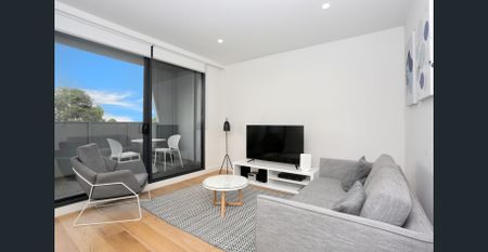 IMMACULATE FURNISHED ONE BEDROOM IN BUNDOORA - Photo 2