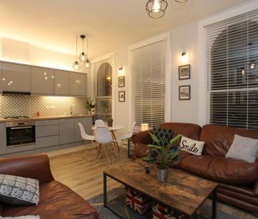 Studio to rent - Photo 2