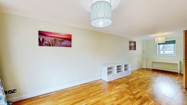 3 bedroom House To Let - Photo 1