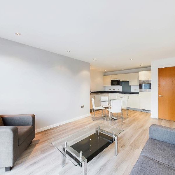 2 bedroom apartment to rent - Photo 1