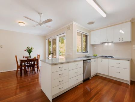 3 Bed, 2 Bath - Photo 5