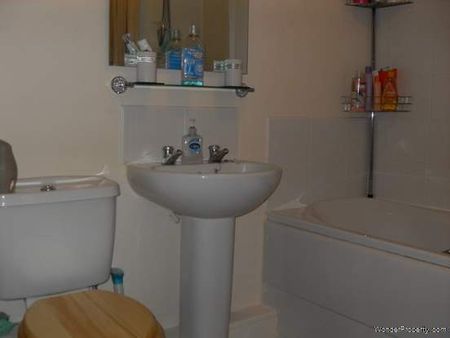 1 bedroom property to rent in WIDNES - Photo 3