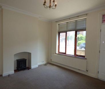 2 bedroom semi-detached house to rent - Photo 5