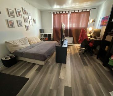 2 CH - 1 SDB - Québec - $950 /mo - Photo 1