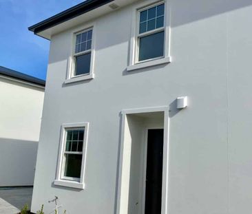 Hastings Street - Photo 2