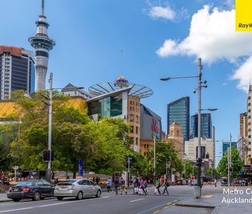 City Centre Urban Living - Stylish 2-Bedroom Apartment - Photo 6